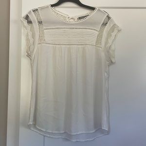 Daniel Rainn short-sleeve white lace/embroidered blouse